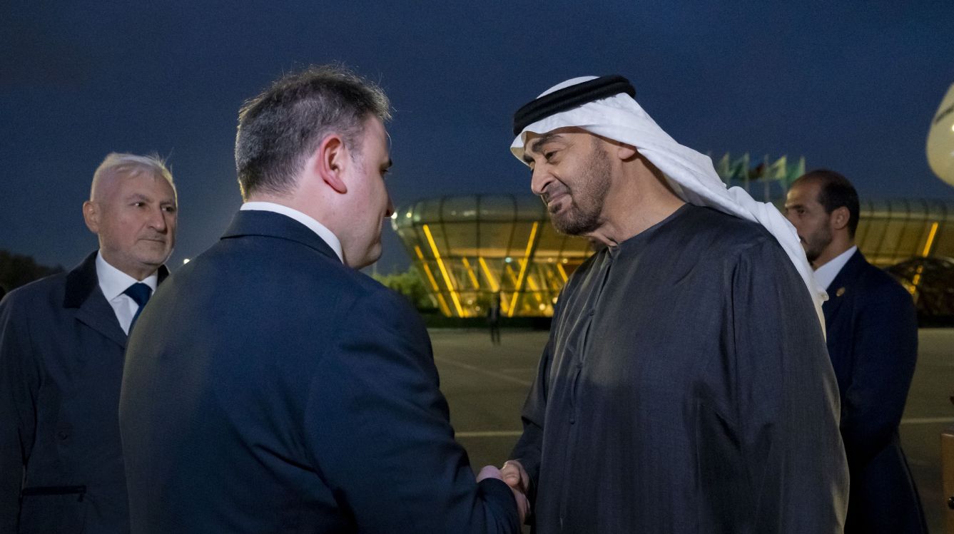 رئيس الدولة يصل أذربيجان للمشاركة في مؤتمر "كوب 29"